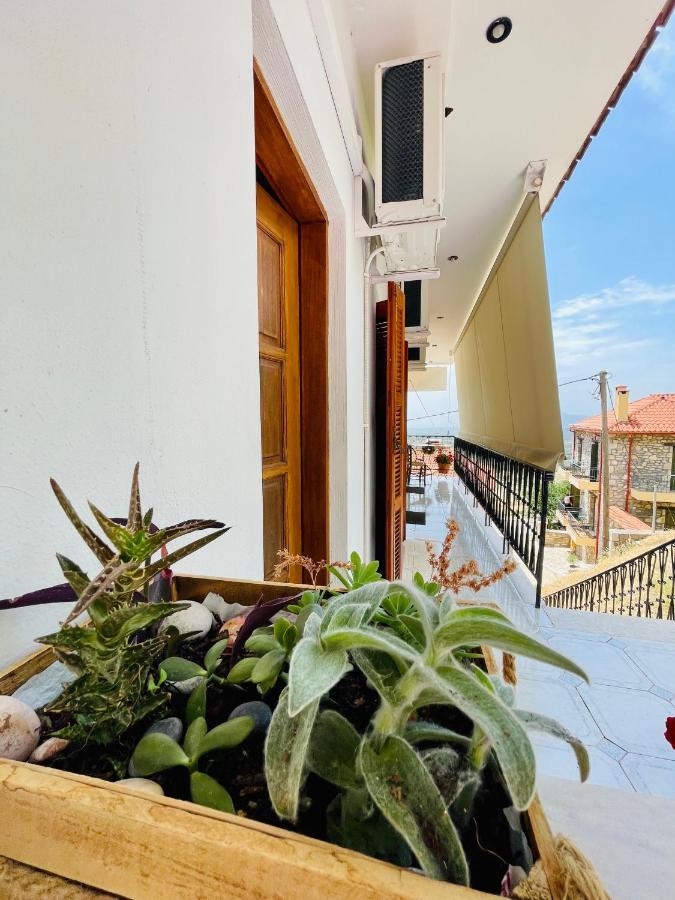 Guesthouse Lykourgos Mavrommation Экстерьер фото